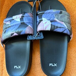 NWT FLX Women’s Slides